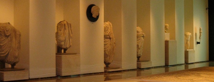 Museo Archeologico di Taranto is one of Gianluigi'nin Beğendiği Mekanlar.