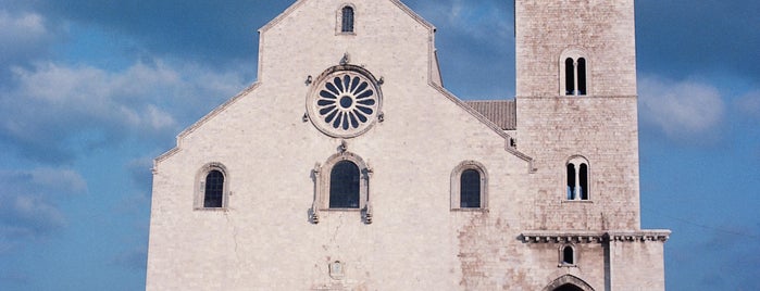 Cattedrale Di Trani is one of Assaggi di Puglia.