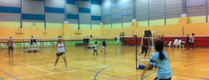 Anchorvale Community Club is one of Badminton.