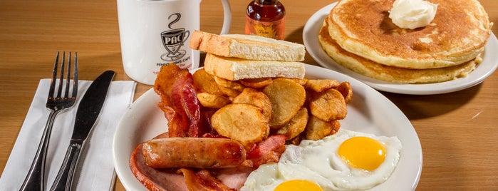 Penny Ann's Cafe is one of Fave Breakfast Joints.