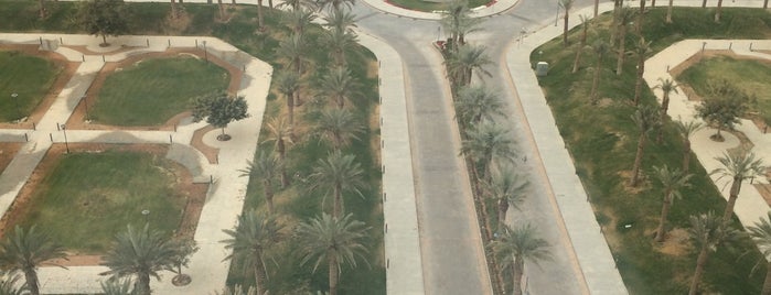 King Saud bin Abdulaziz University for Health Sciences is one of Lugares favoritos de A✨.