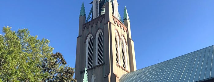 St John's Episcopal Church is one of Savannah.