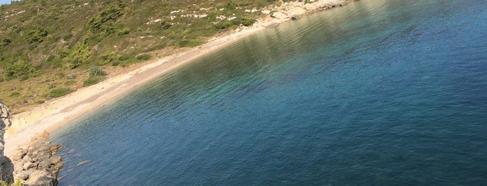 Deniz Yıldızı Plajı is one of URLA THINGS TO DO.