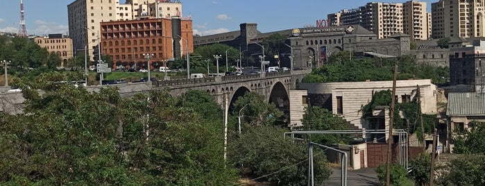 Հաղթանակի կամուրջ | Victory Bridge is one of Taras 님이 좋아한 장소.