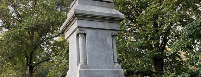 Statue of Daniel Webster is one of Lugares favoritos de Valerie.