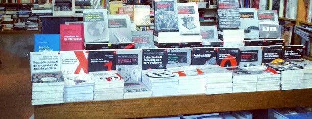 La Crujía is one of Libros.