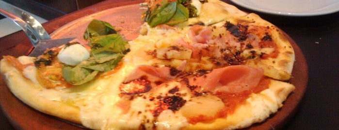 Almacén de Pizzas is one of Posti che sono piaciuti a Silvina.