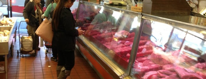 Fresh Meat Seafood Market is one of SF：Farmers Mkt & Local Grocery.