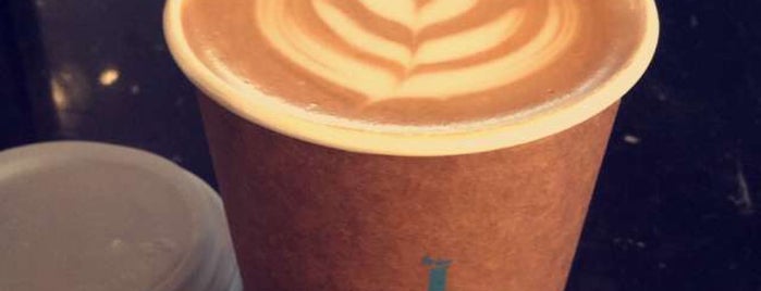 Blue Bottle Coffee is one of The 15 Best Places for Lattes in the Garment District, New York.