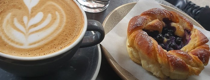 Café Pascal is one of Posti che sono piaciuti a Najla.