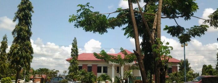 Pengadilan Negeri Kelas I B Maros is one of Office @Makassar.
