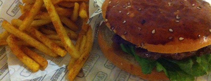 Mano Burger is one of Istanbul Hamburger En İyiler.