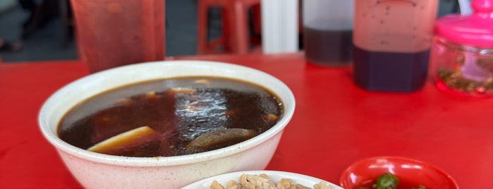 板底街芋饭肉羹汤 Restoran Kok Keong is one of Melaka ❤️❤️❤️❤️❤️.