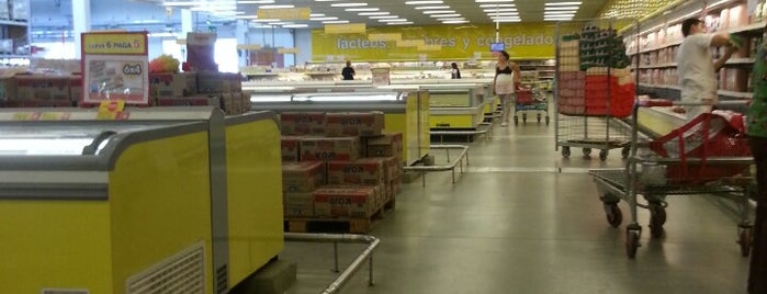 Makro is one of Favorite affordable date spots.