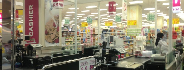 AEON Supermarket & Department Store is one of Tempat yang Disukai ꌅꁲꉣꂑꌚꁴꁲ꒒.