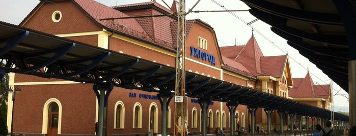 Залiзничний вокзал «Ужгород» / Uzhgorod Railway Station is one of Lugares favoritos de Андрей.