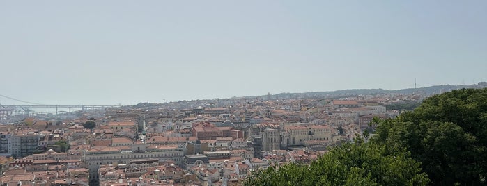 Miradouro do Castelo de São Jorge is one of Lisboa 🇵🇹.