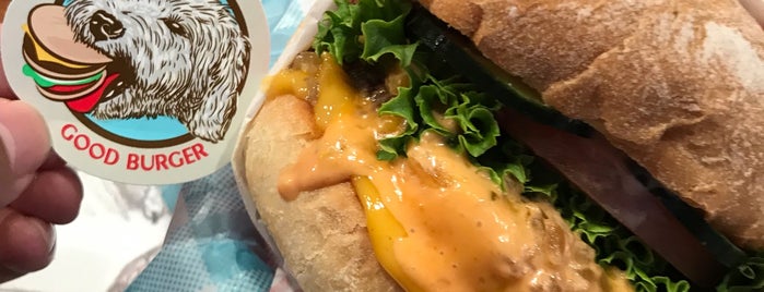 Monty’s Good Burger is one of Best Food of LA.