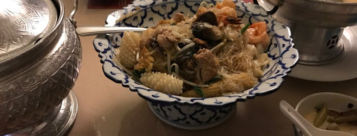 Thai Kitchen is one of Enriqueさんのお気に入りスポット.