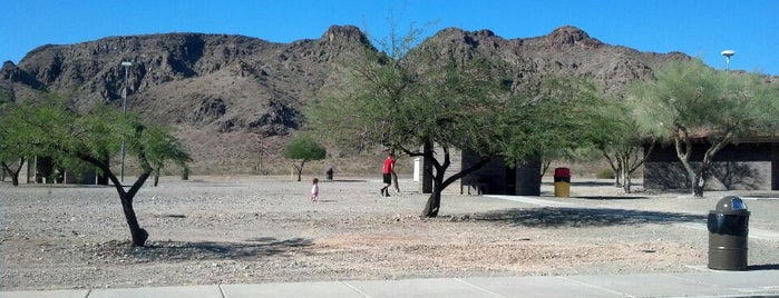 Bouse Wash Westbound Rest Stop is one of Tempat yang Disukai Barry.