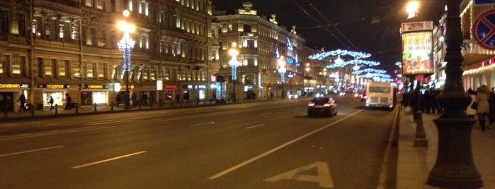 Nevsky Plaza is one of Posti che sono piaciuti a Екатерина.