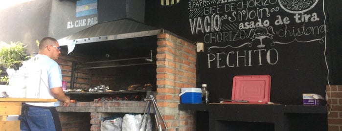 El Che Parrilla is one of Lunch @ Veracruz.