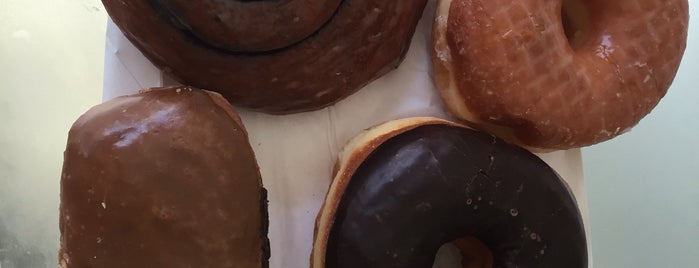 Donut King is one of Lawrence : понравившиеся места.
