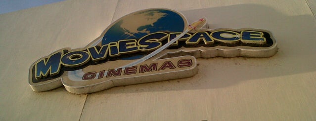 MovieSpace Cinemas is one of สถานที่ที่ Rol🐠 ถูกใจ.