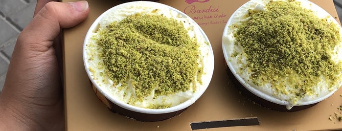 Taibah Bardisi Sweets is one of Yemek medine.