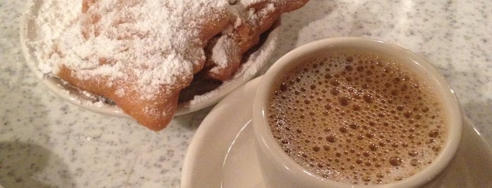 Café du Monde is one of Out of State Adventures.