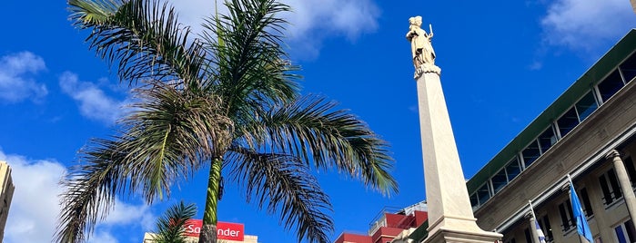 Plaza de La Candelaria is one of Turismo por Tenerife.