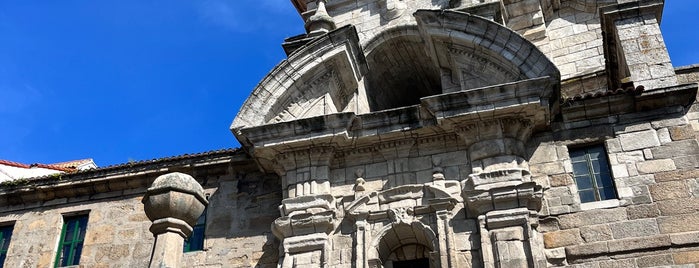 Convento e Iglesia de Santo Domingo is one of Coruña.