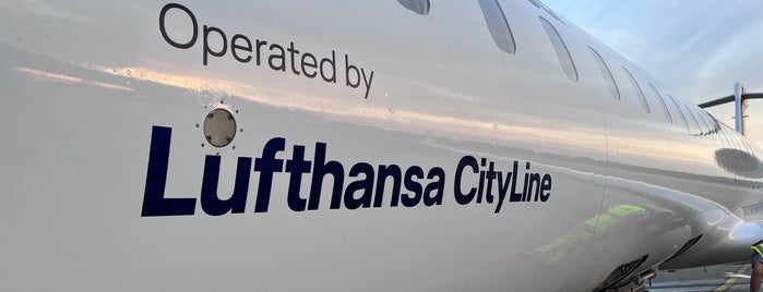 Lufthansa Flight LH 1993 is one of Places I've been a Mayor.