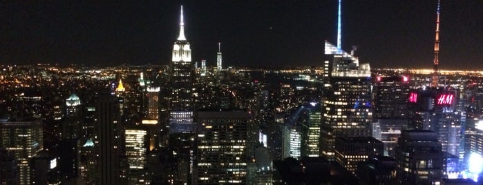 Top of the Rock Observation Deck is one of Tempat yang Disukai Andrew.