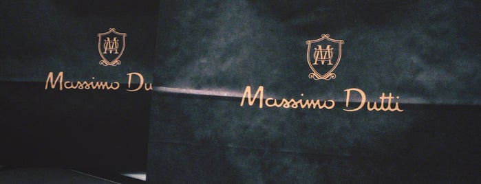 Massimo Dutti Diagonal Mar is one of Guide to Barcelona.