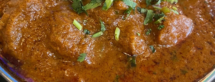Jassi's Fine Indian Cuisine is one of Queens goodies.