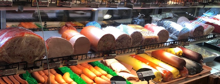 Stammtisch Pork Store & Imports is one of Lugares guardados de Alex.