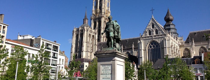 Groenplaats is one of Belgium 🇧🇪 (Brussels, Antwerpen, Brugge).