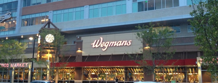 Wegmans is one of สถานที่ที่ Sanjeev ถูกใจ.