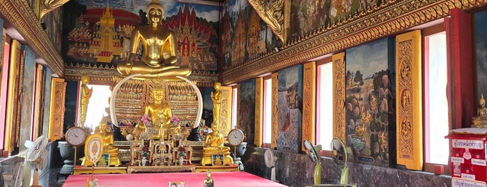Wat Klongtoey Nok is one of รับติดตั้งรีโมทรถยนต์ นอกสถานที่ 094-854-3555.