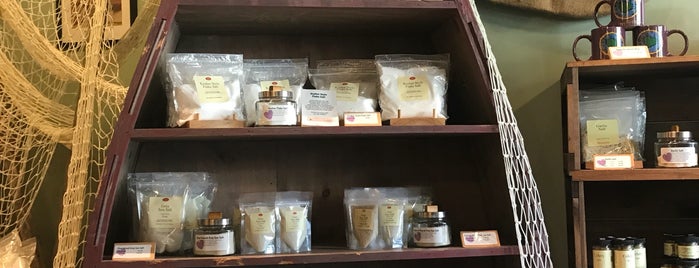 Penzeys Spices is one of My favorites.