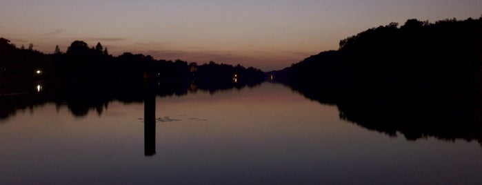 Griebnitzsee Strand is one of Potsdam.