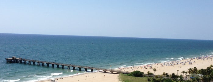 Pompano Beach Pier is one of North Broward Family-Friendly Places.