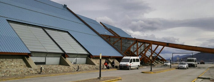 Aeropuerto Internacional de Ushuaia "Malvinas Argentinas" (USH) is one of Ushuaia.