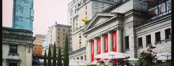 Vancouver Art Gallery is one of Vancouver.