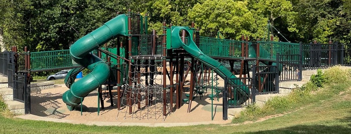 Lake Harriet Playground is one of Minneapolis Kids.