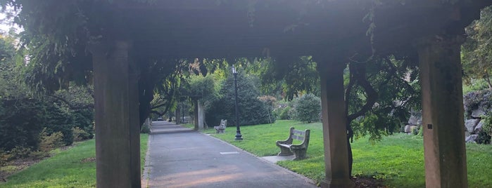 Osborne Garden is one of Lugares favoritos de Elizabeth.