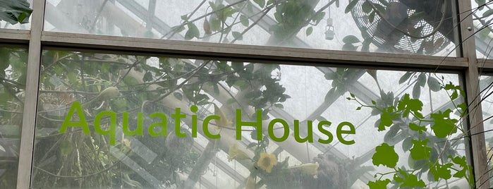Aquatic House and Orchid Collection is one of New York.