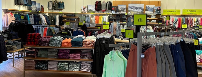 Eddie Bauer Outlet is one of Place visited.