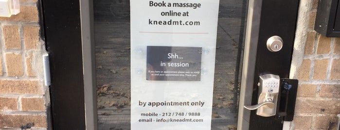 Knead Massage Therapy is one of jess'in Beğendiği Mekanlar.
